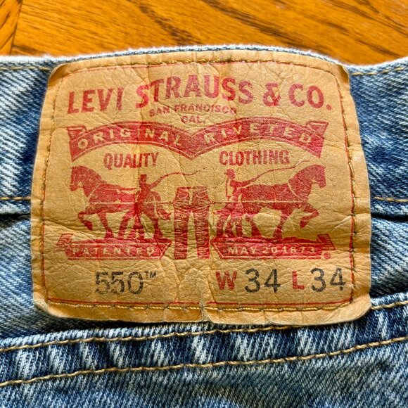 Levi's Men's 550 Relaxed Fit 34 x 34 Jeans - Picture 10 of 16